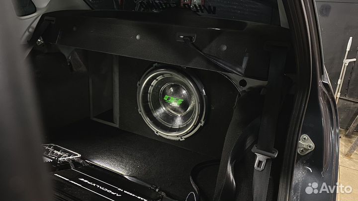 Установка сабвуфера в авто