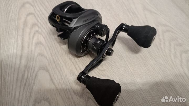 Продам катушку Abu Garcia Revo Beast 41-L