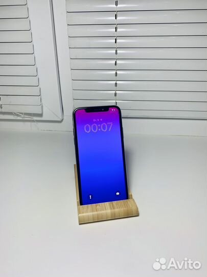 iPhone X, 64 ГБ