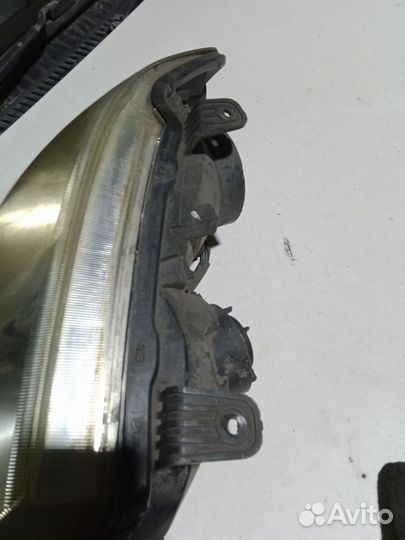 Фара Ниссан Альмера классик