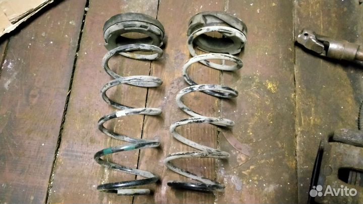 Пружина задняя для Hyundai Solaris