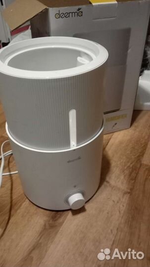 Увлажнитель Deerma и клавиатура Hawlett Packard