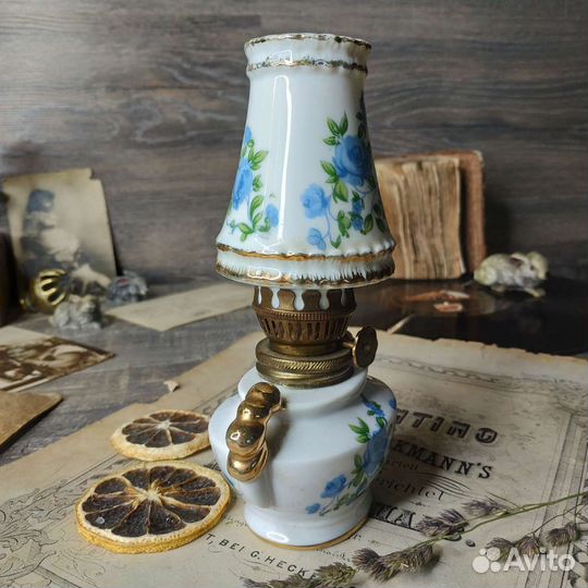 Антиквариат из Европы. Керосиновая лампа