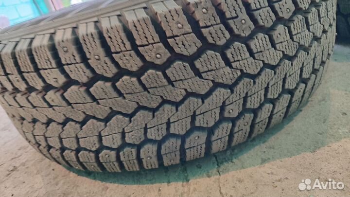 Колеса зимние (шины+диски) 215/65/15