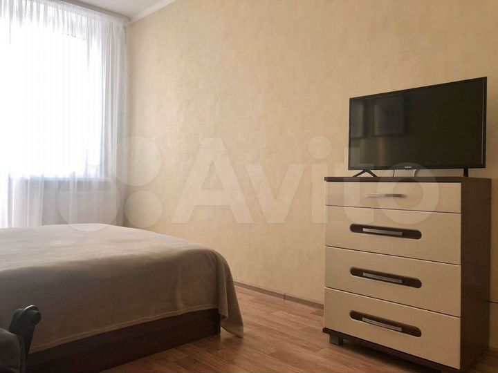 1-к. квартира, 45 м², 7/25 эт.