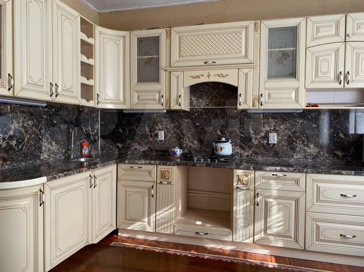 Дом 200 м² на участке 15 сот.