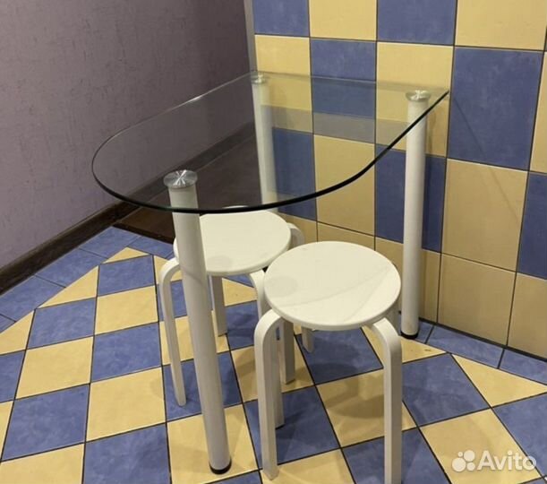 Стол