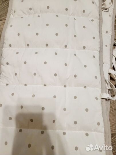 Бортик в кроватку