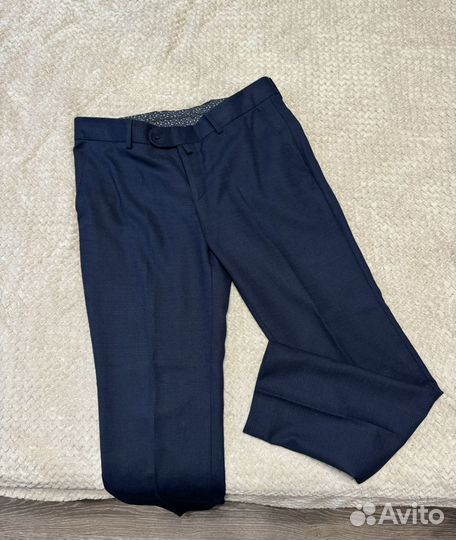 Костюм мужской тройка 48-50