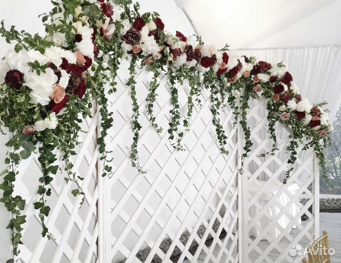 Шпалера деревянная декоративная