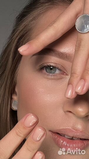 Модель на брови на осветление бровей бесплатно