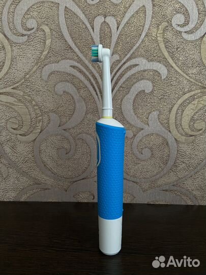 Электрическая Зубная щетка Oral-B