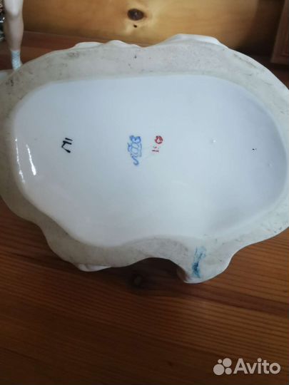 Старинная чернильница