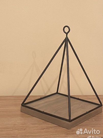 Подвесная подставка для цветов в стиле loft