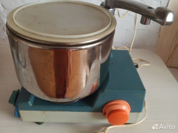 Универсальная кухонная машина