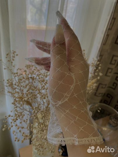 Перчатки гипюровые