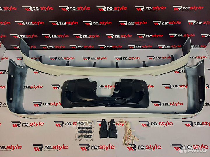 Обвес Toyota Land Cruiser 200 12-15г Urban Sport