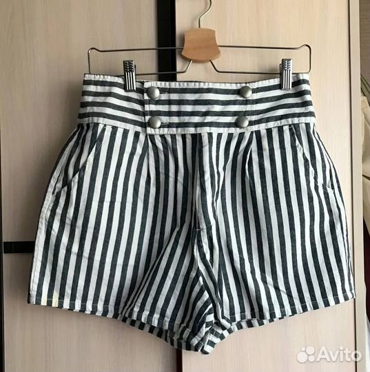 Шорты женские