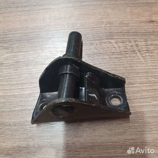 Кронштейн задн амортизатора левый Chery Tiggo T11