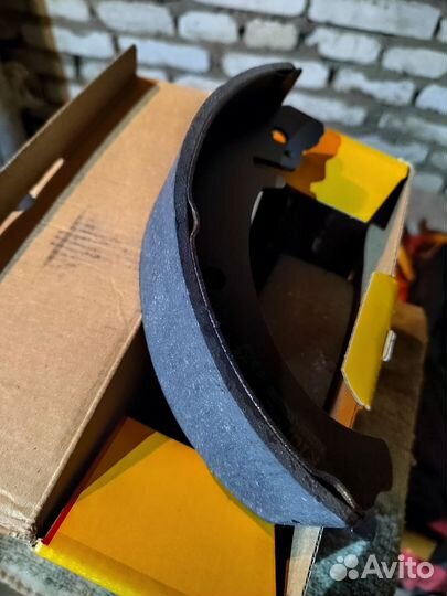 Тормозные колодки задние