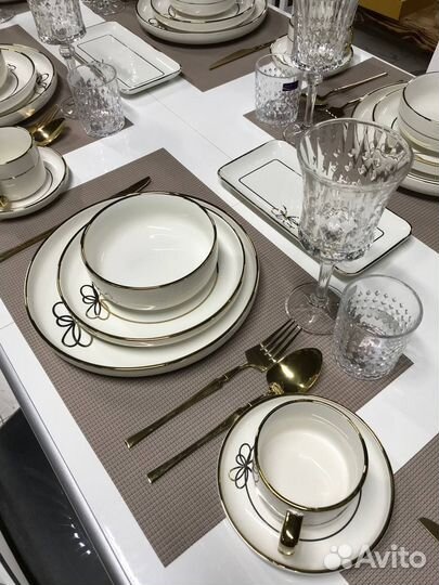 Набор столовой посуды на 6 персон