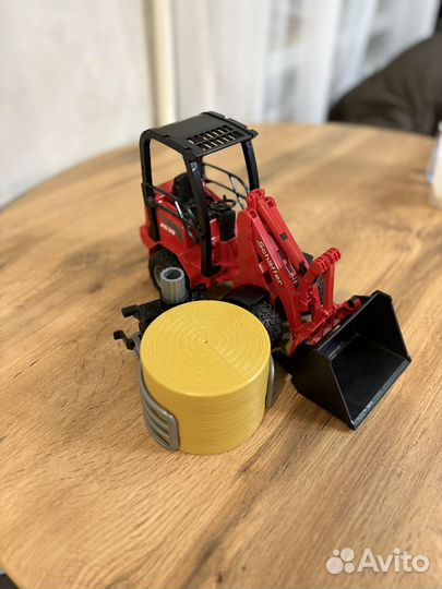 Трактор bruder