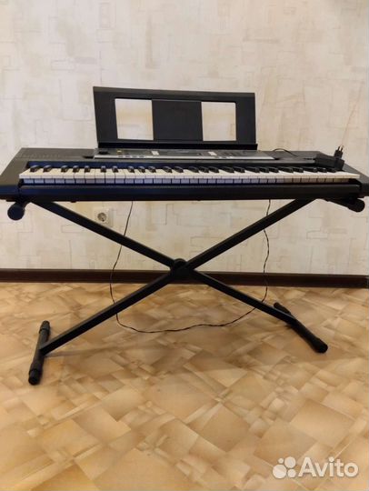Продам синтезатор Yamaha