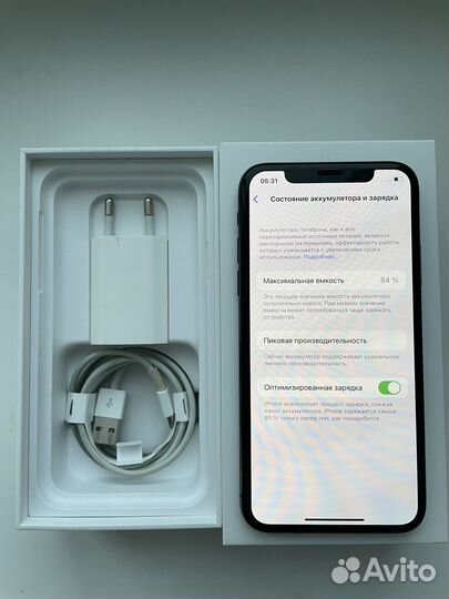 iPhone Xs, 64 ГБ