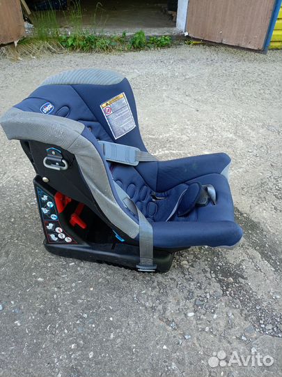 Детское автомобильное кресло