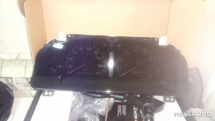 Щиток приборов