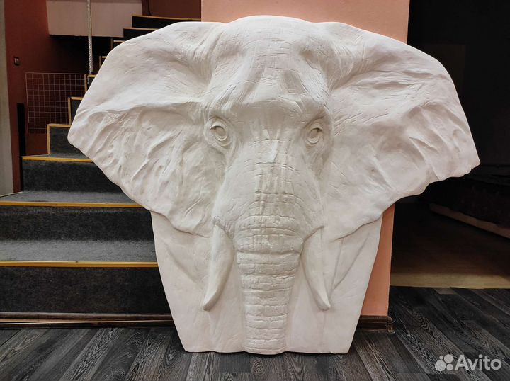 Барельеф,лепнина,картины из гипсовой шпатлевки