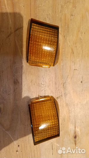 Стекла поворотов задние Сузуки Сепия (S.Sepia)