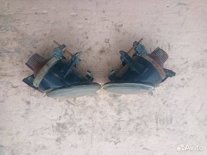 Противотуманная фара Volkswagen passat b6
