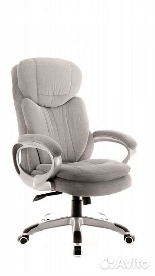 Офисное кресло