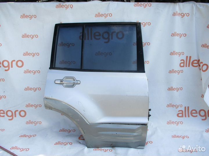 Дверь задняя правая MMC Pajero