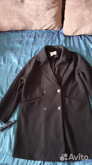 Отдам бесплатно женские вещи 44 размера