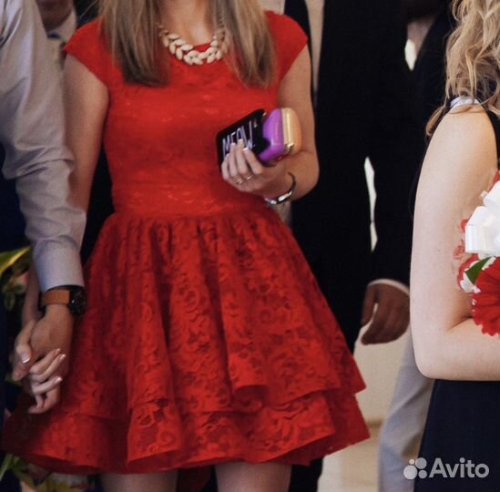 Платье коктейльное