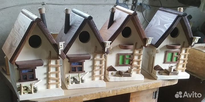 Скворечники, кормушки, деревянные изделия
