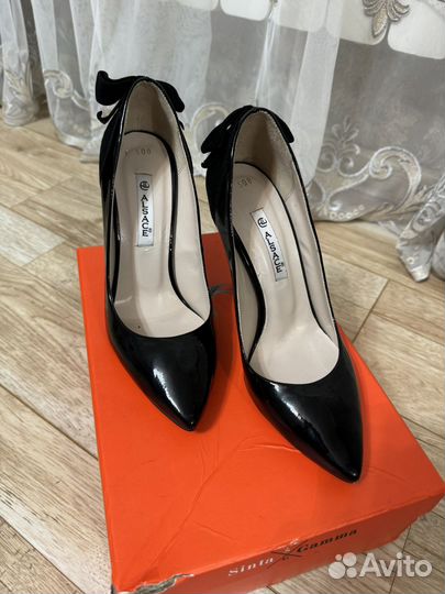 Туфли женские 37 размер новые