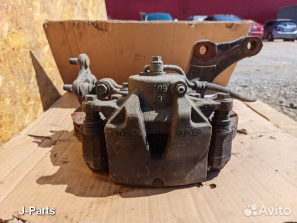 Кулак в сборе передний Киа Спортейдж 4