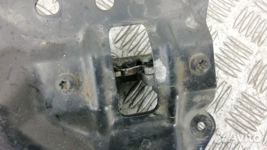 Рамка капота BMW 5 E60/E61 (98K08VQ01)