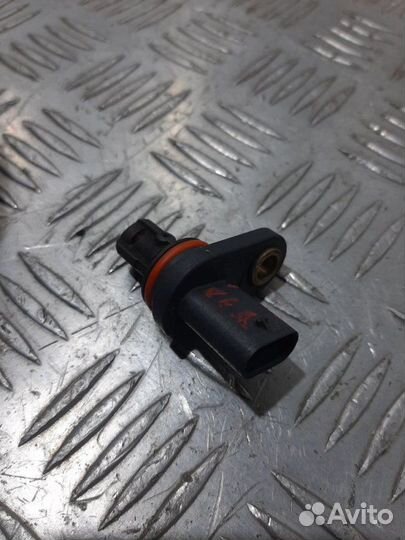 Датчик положения распредвала Opel Insignia A
