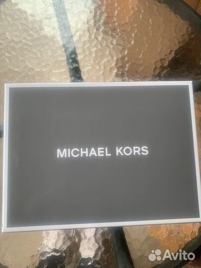 Шапка с шарфом женская Michael Kors