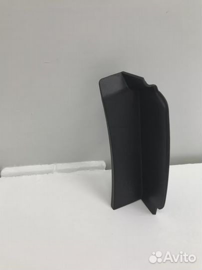 Кронштейн фонаря Hyundai Solaris 2