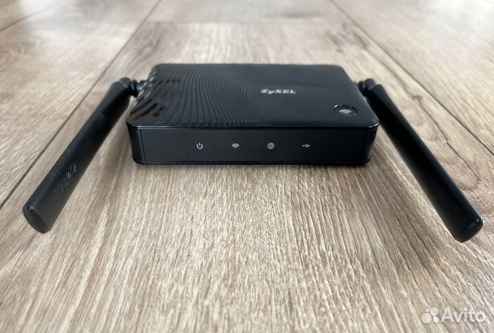 Wifi роутер Zyxel Keenetic 4G lll