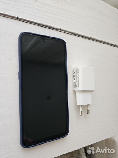 Xiaomi Mi 9, 6/64 ГБ