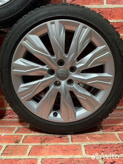 Оригинальные зимние колеса в сборе Audi R18 A4