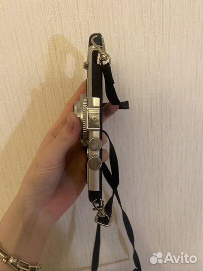 Чехол на iPhone 11 как у Эмили в Париже