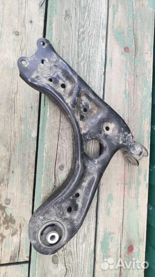 Рычаг подвески VW Polo (19) передней левый