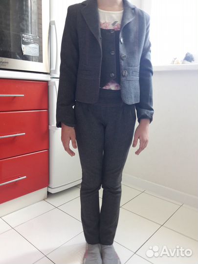 Продам школьную форму